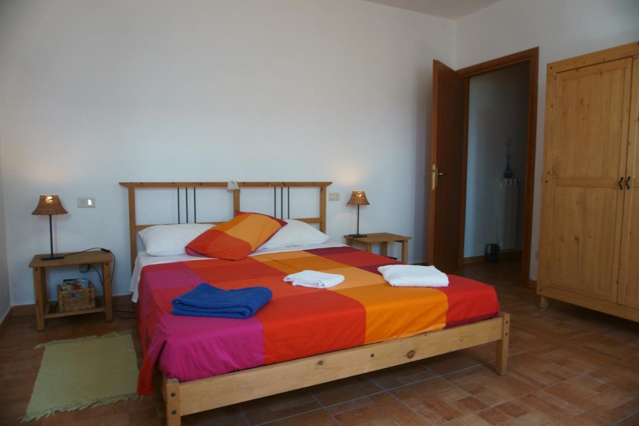 Ne Farmhouse B&B Castagnola 64 מראה חיצוני תמונה